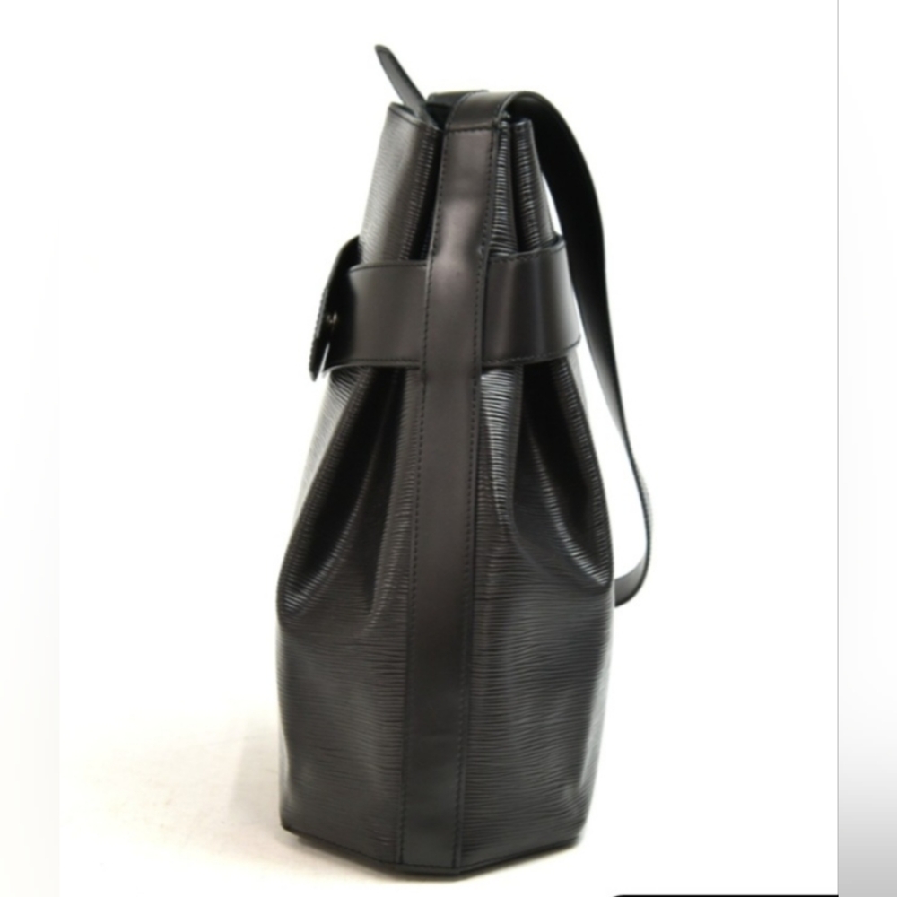 $2000 Authentic LOUIS VUITTON Epi Sac D'Epaule in Black. - Picture 6 of 17